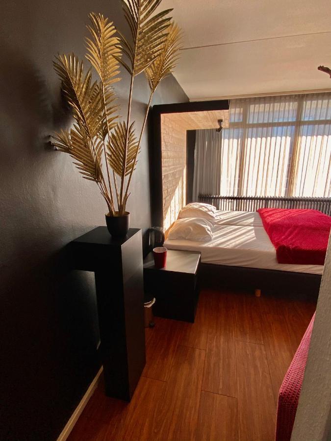 Anno Hotell Almere Eksteriør bilde
