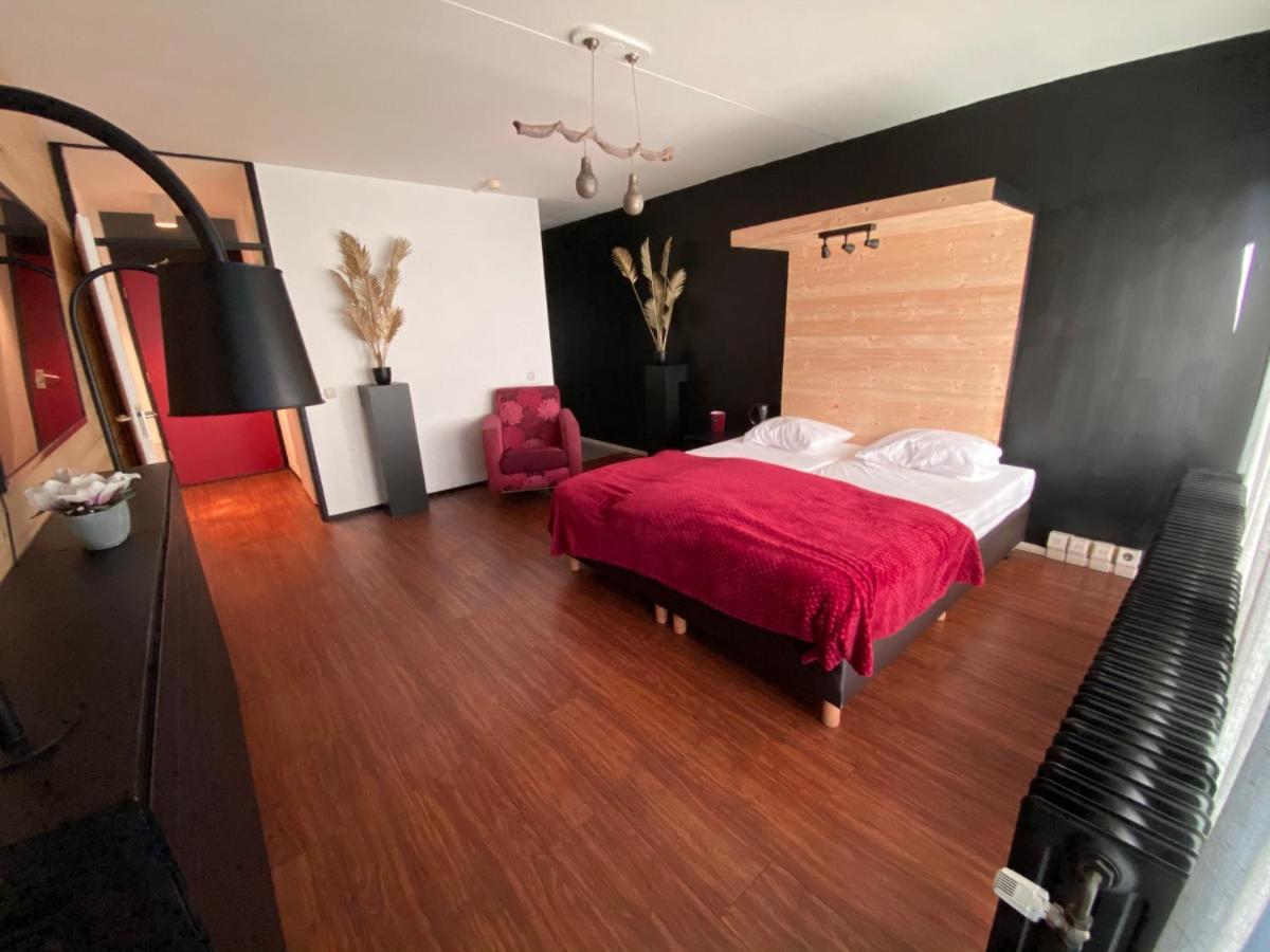 Anno Hotell Almere Eksteriør bilde